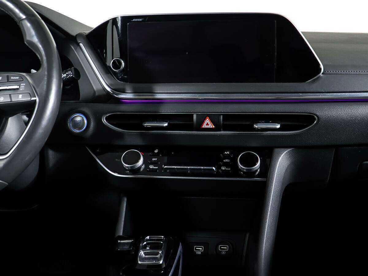 Hyundai Sonata с пробегом — 2020 год. Фото: #11