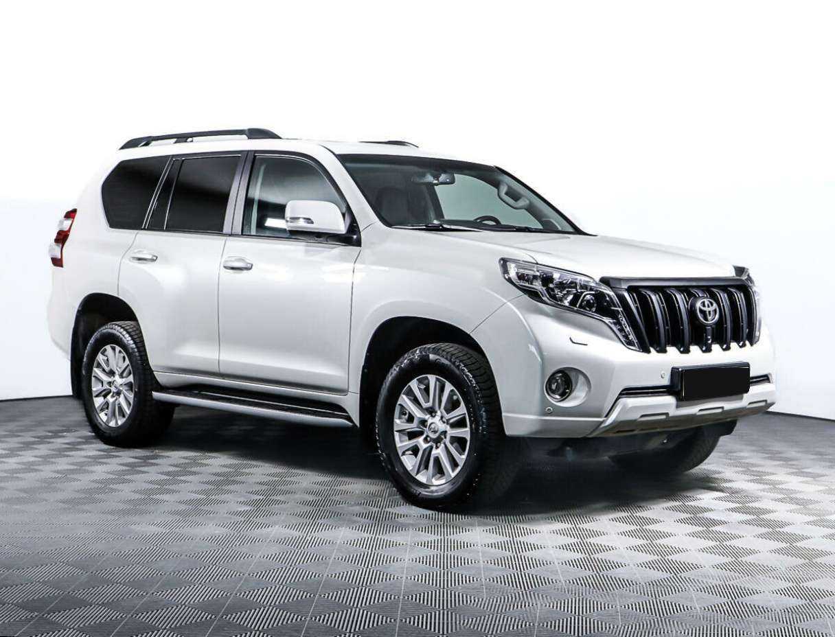 Toyota Land Cruiser Prado с пробегом — 2014 год. Фото: #2