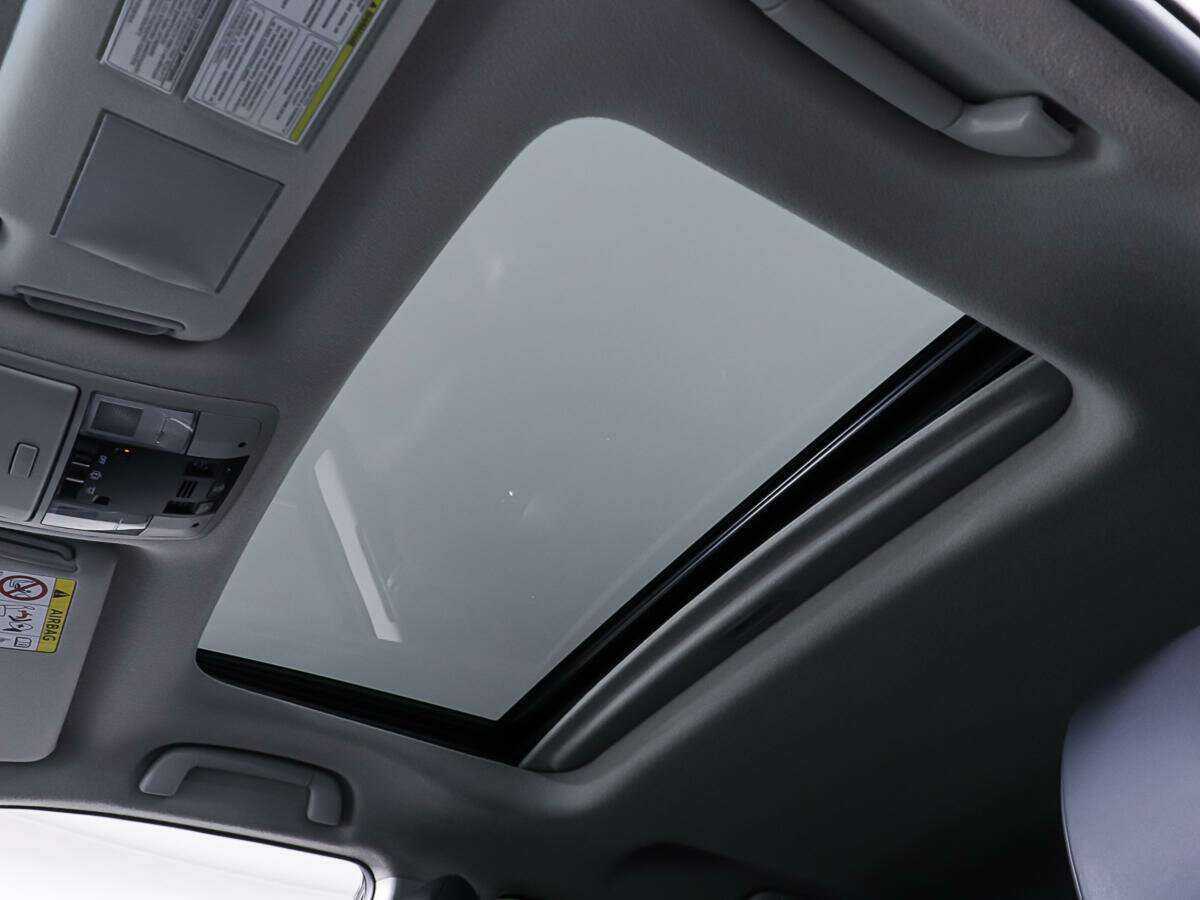 Toyota Land Cruiser Prado с пробегом — 2014 год. Фото: #19