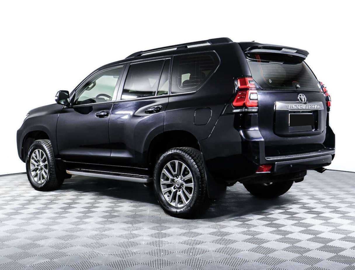 Toyota Land Cruiser Prado с пробегом — 2017 год. Фото: #6