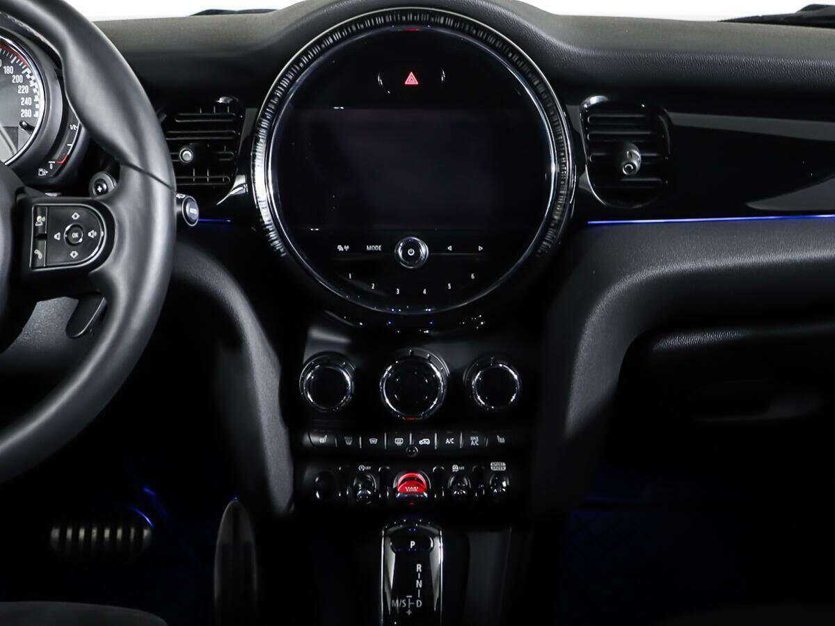 Mini Hatch с пробегом — 2021 год. Фото: #11