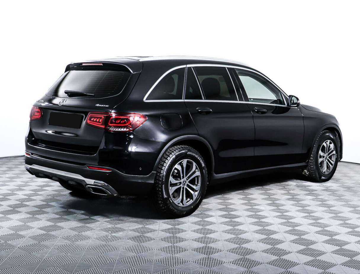 Mercedes-Benz GLC с пробегом — 2021 год. Фото: #4