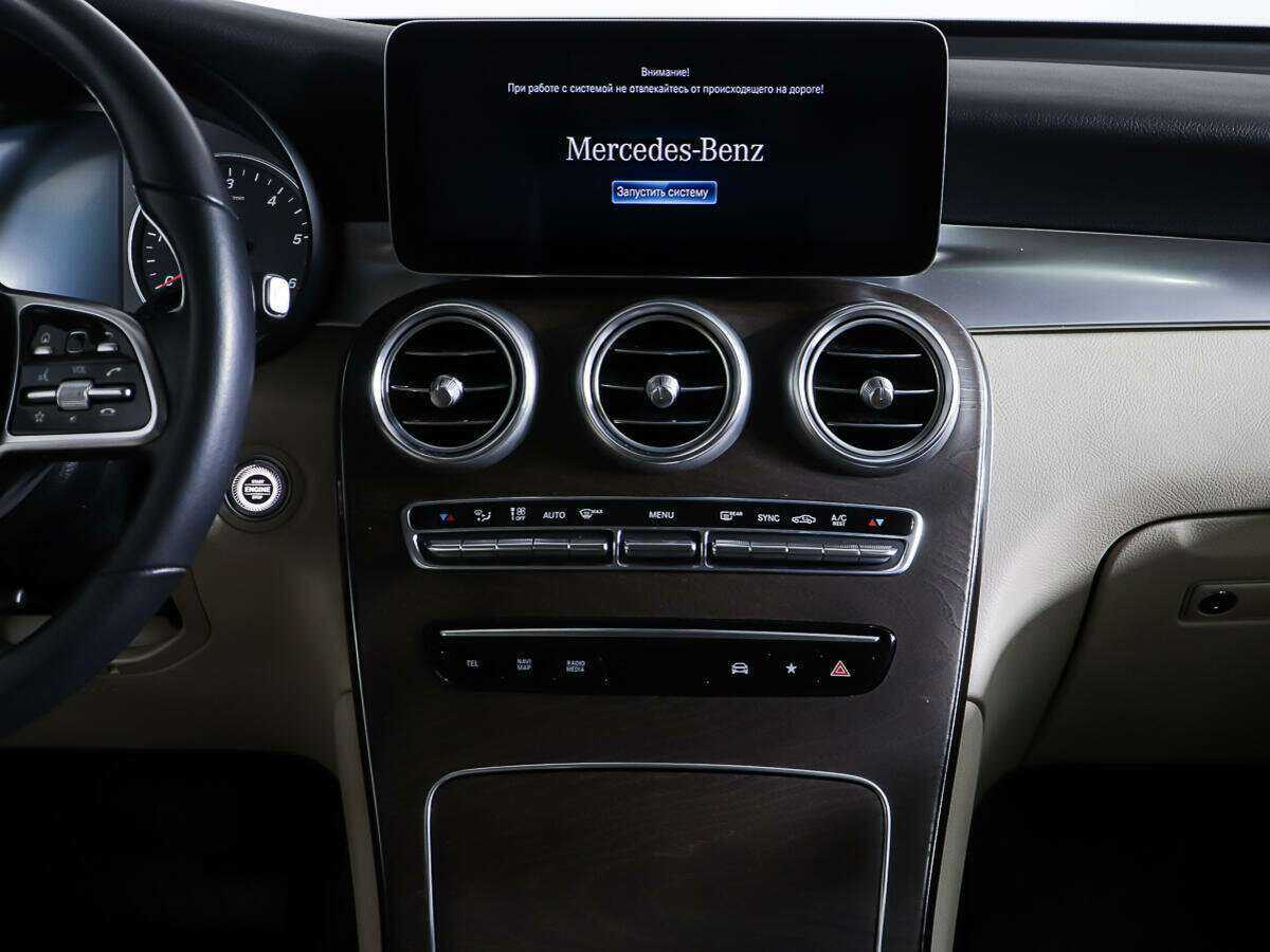 Mercedes-Benz GLC с пробегом — 2021 год. Фото: #11