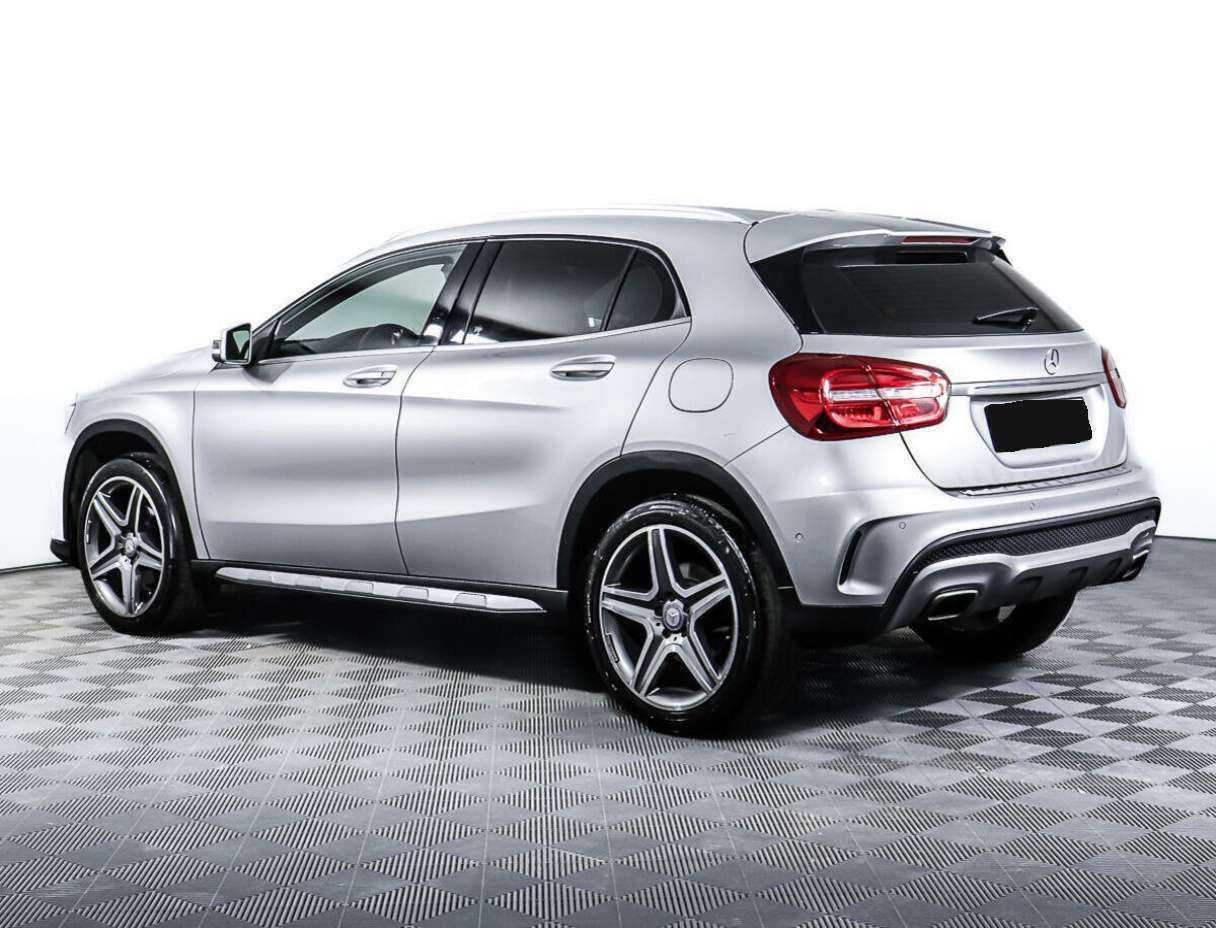 Mercedes-Benz GLA с пробегом — 2015 год. Фото: #6