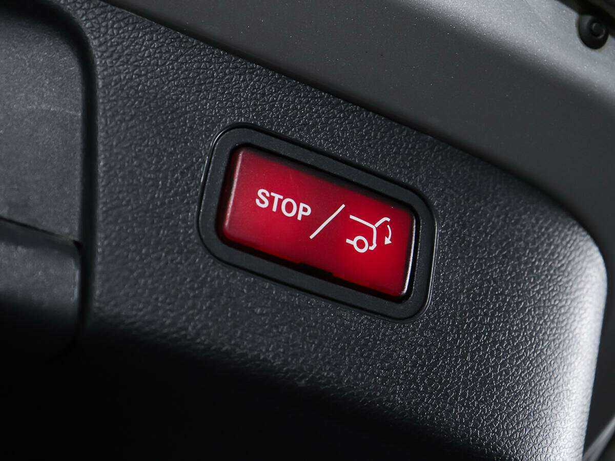 Mercedes-Benz GLA с пробегом — 2015 год. Фото: #13