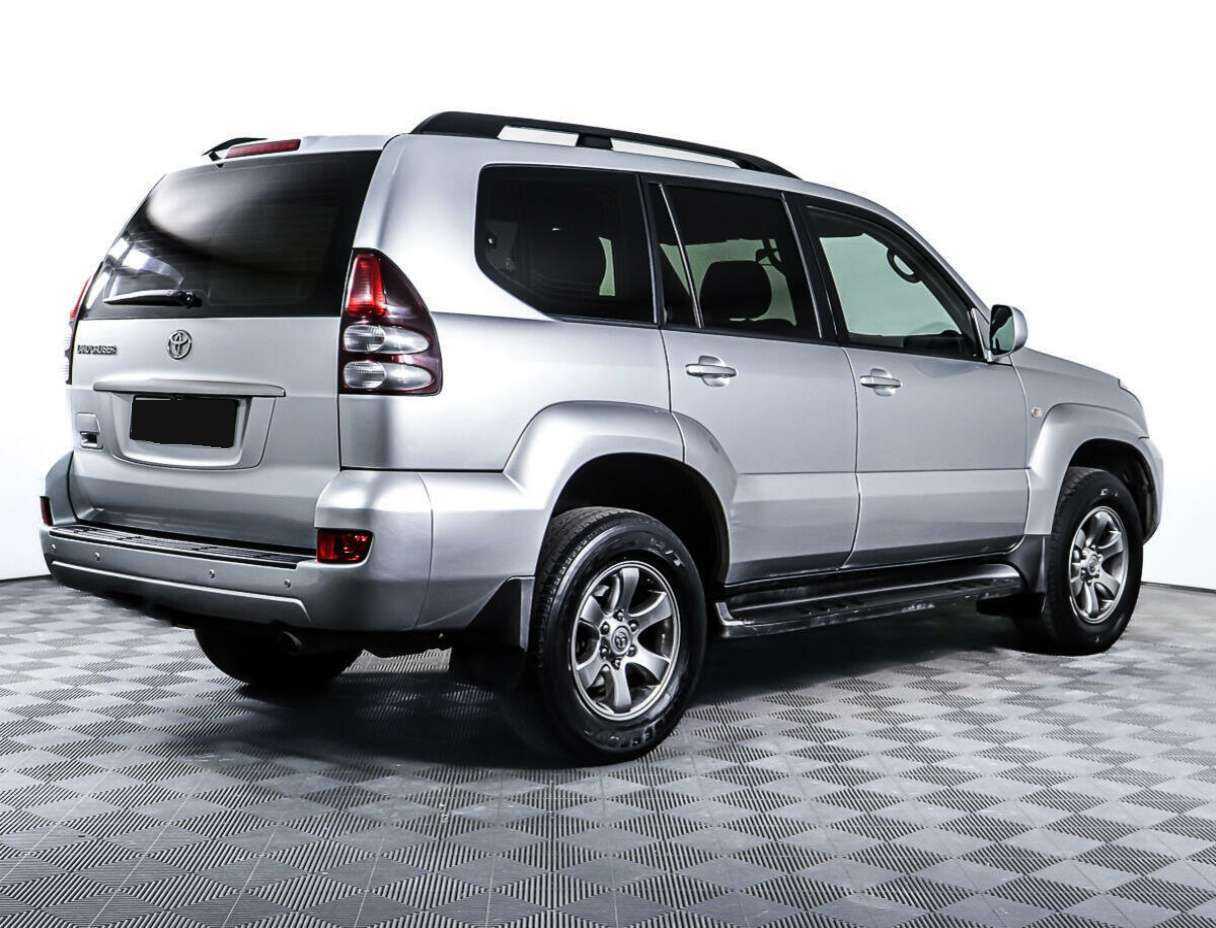 Toyota Land Cruiser Prado с пробегом — 2008 год. Фото: #3