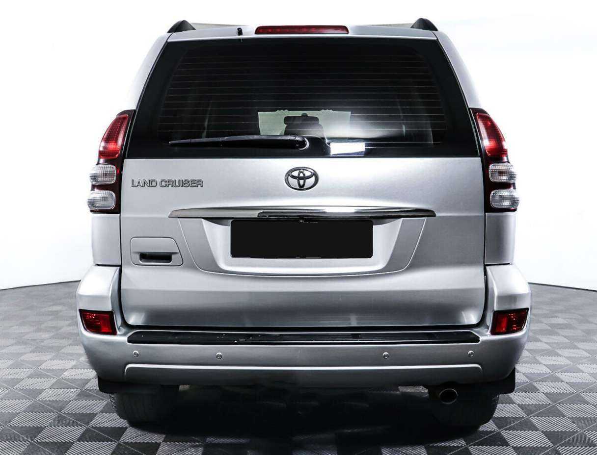 Toyota Land Cruiser Prado с пробегом — 2008 год. Фото: #4