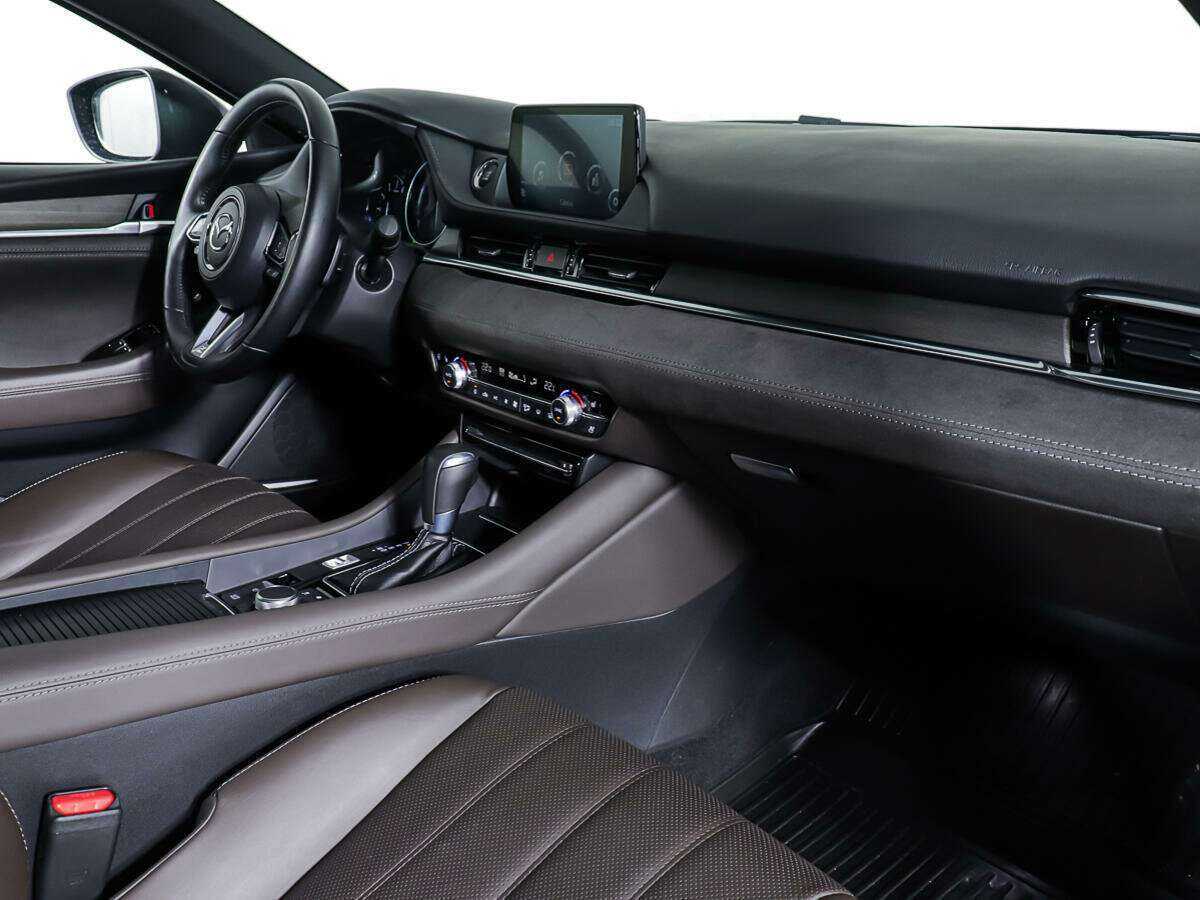 Mazda 6 с пробегом — 2021 год. Фото: #8
