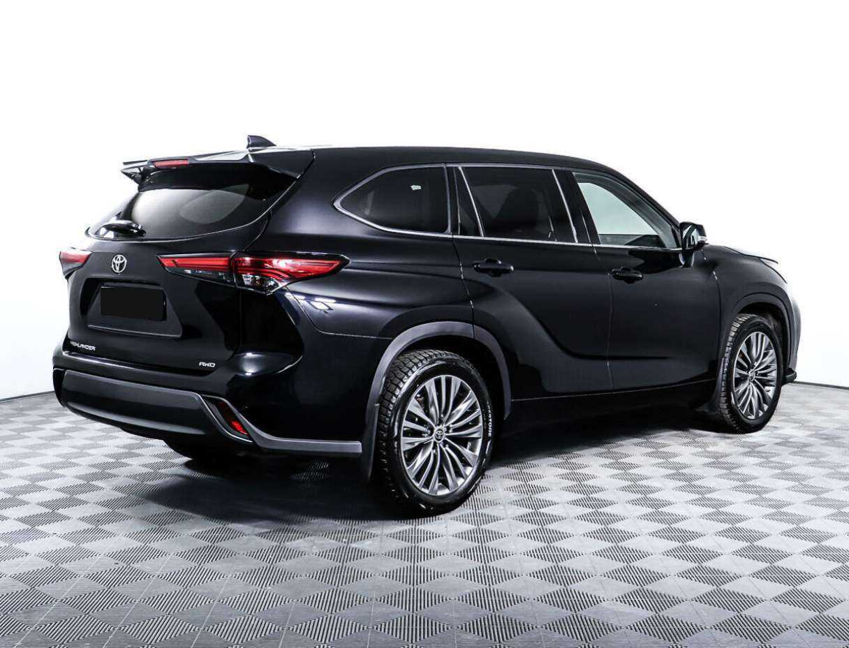 Toyota Highlander с пробегом — 2020 год. Фото: #3