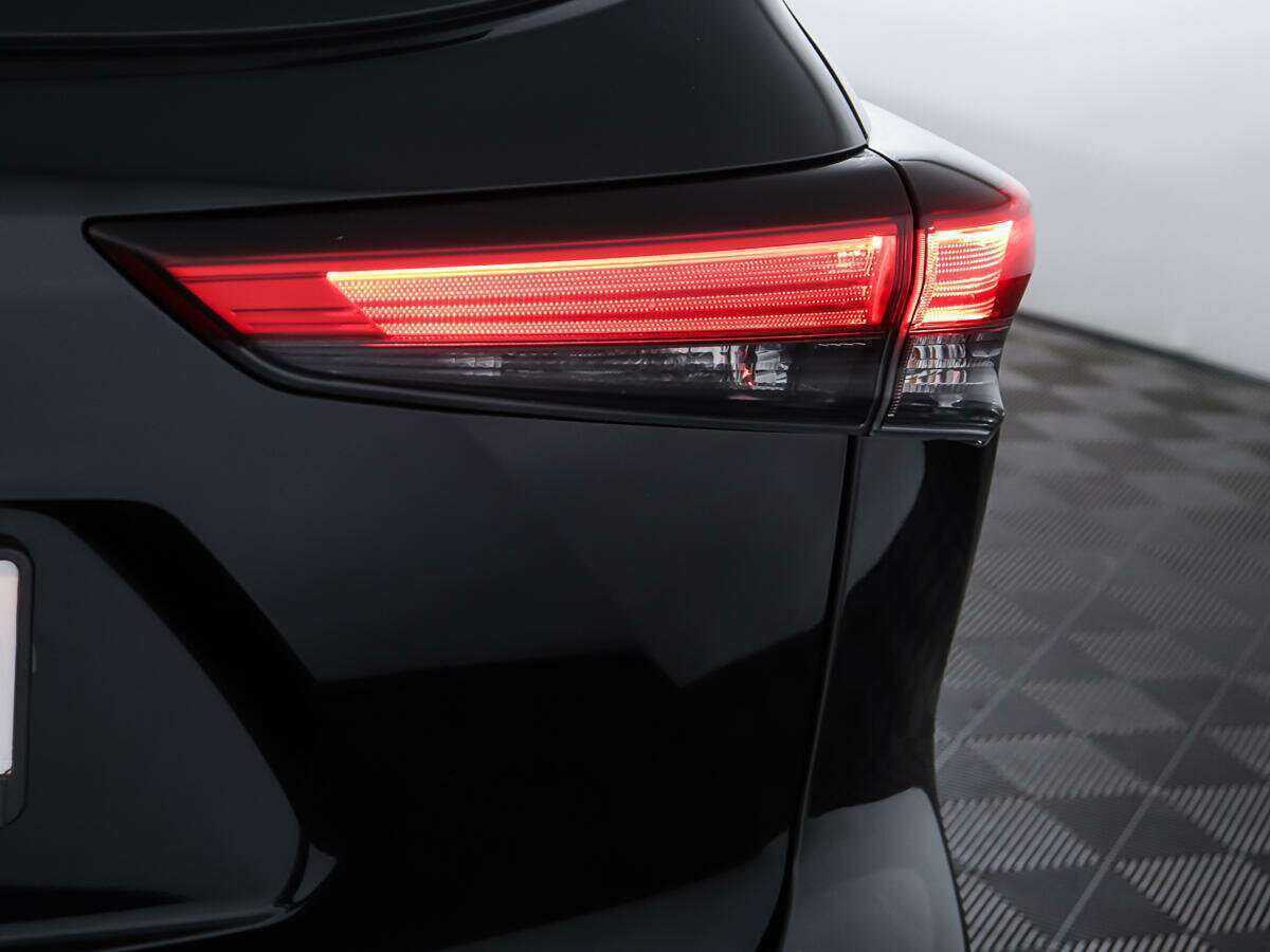 Toyota Highlander с пробегом — 2020 год. Фото: #23