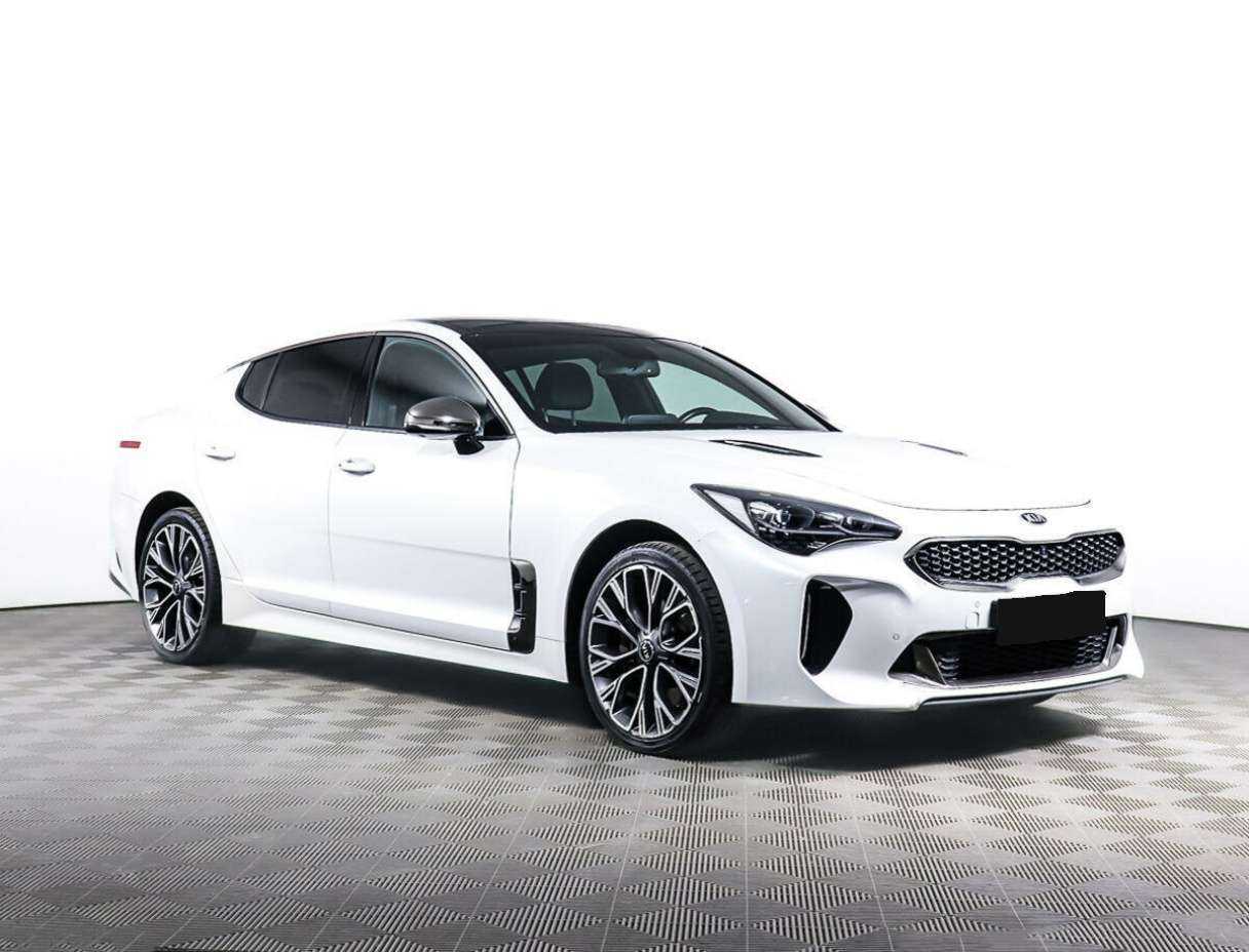 Kia Stinger с пробегом — 2018 год. Фото: #2
