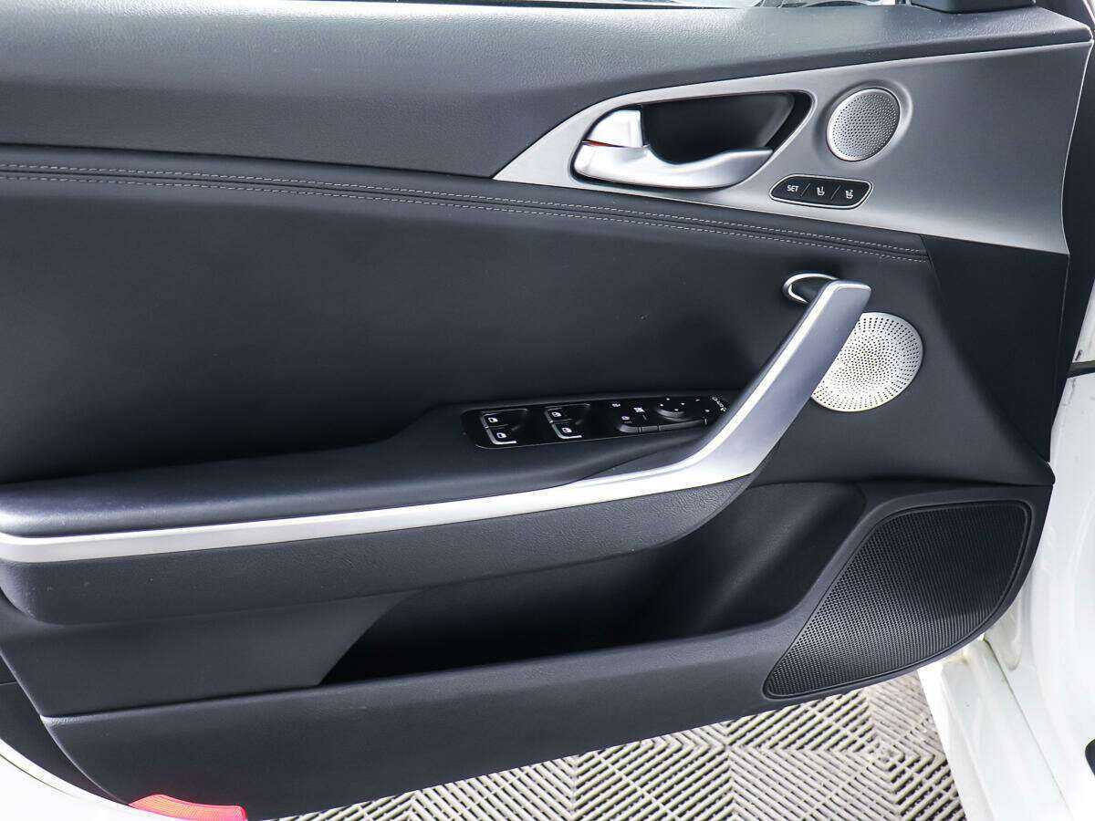 Kia Stinger с пробегом — 2018 год. Фото: #15