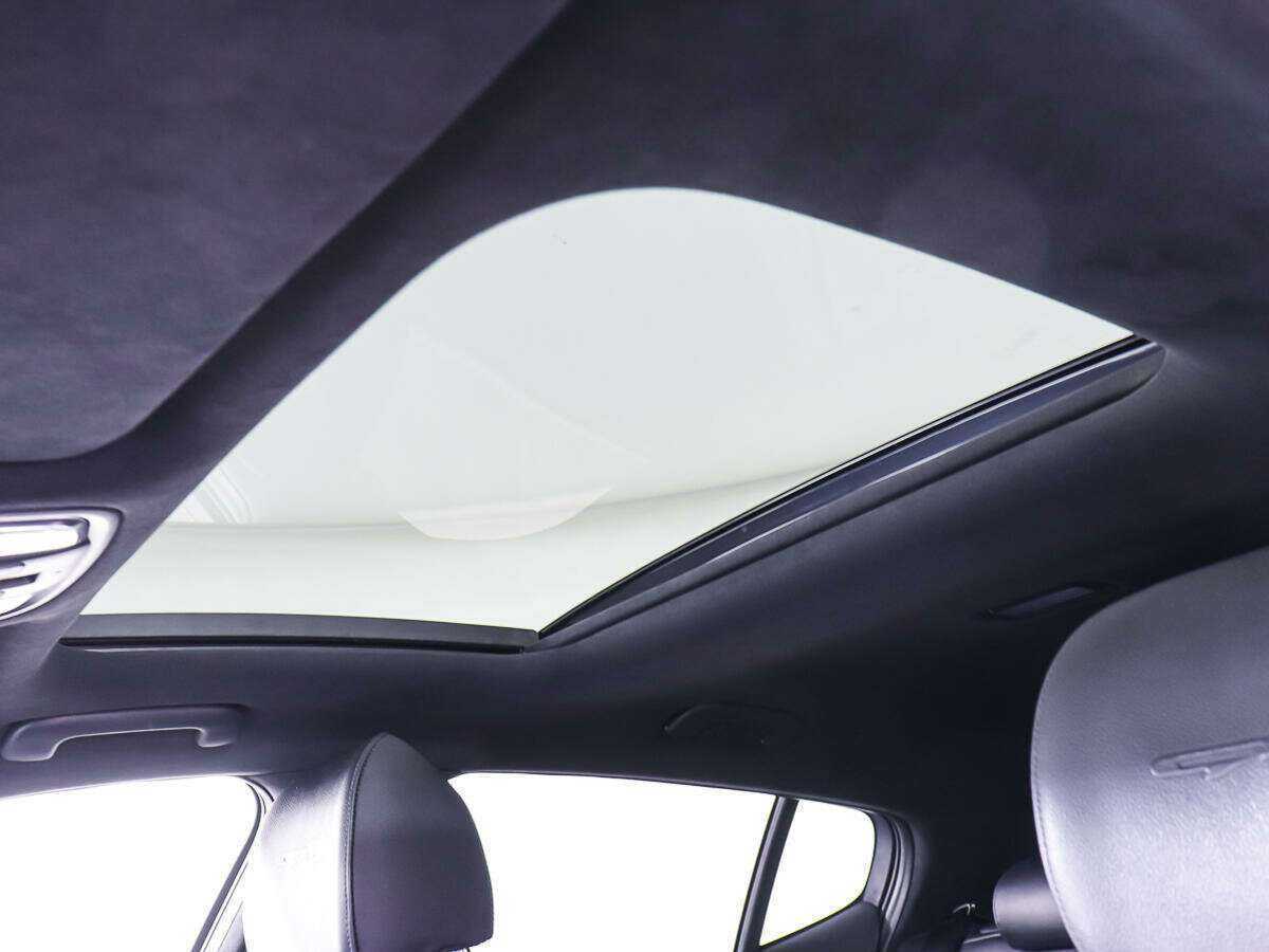 Kia Stinger с пробегом — 2018 год. Фото: #21