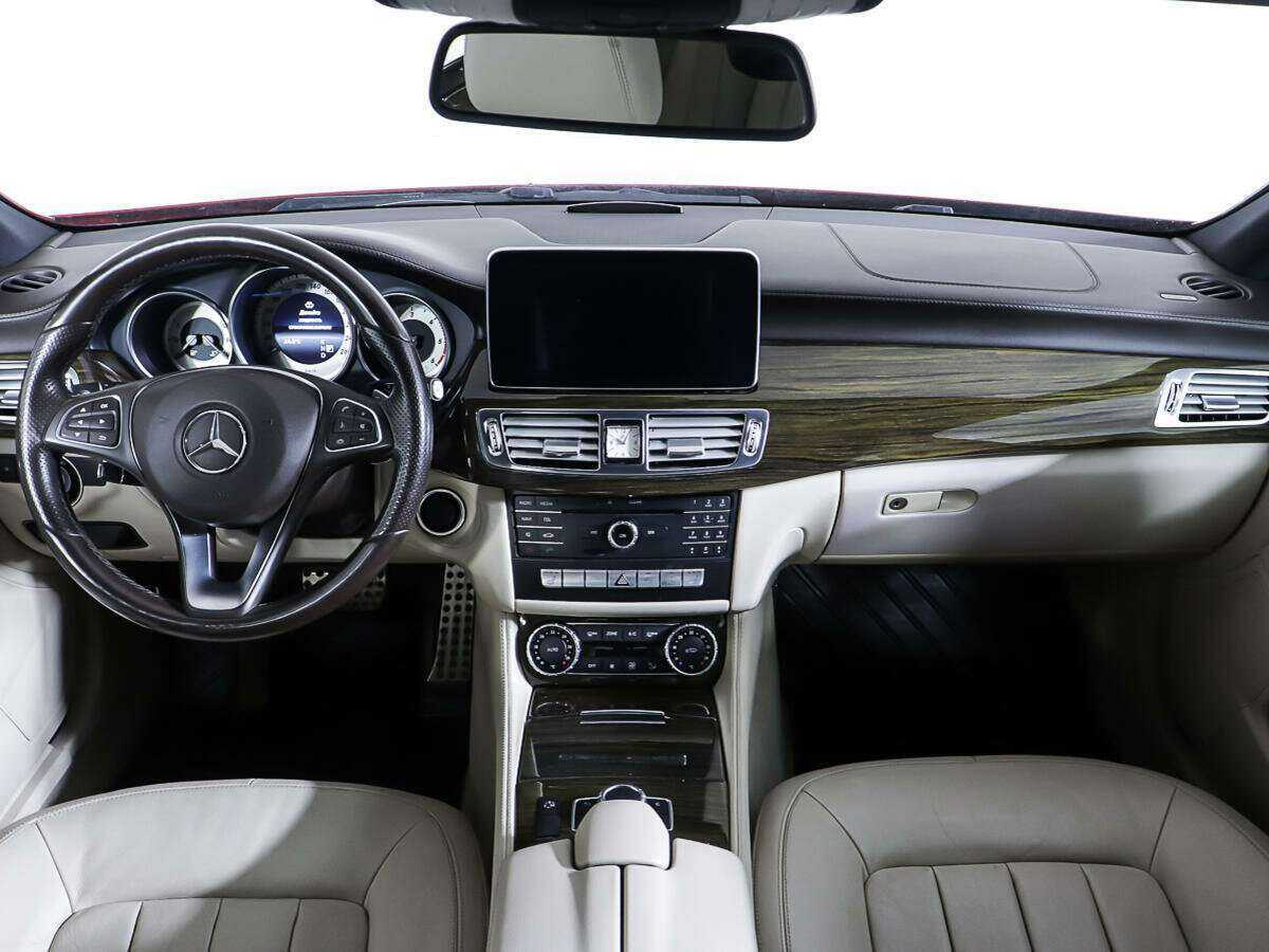 Mercedes-Benz CLS с пробегом — 2016 год. Фото: #10