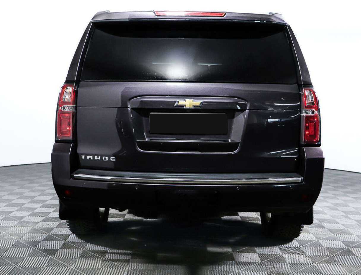 Chevrolet Tahoe с пробегом — 2016 год. Фото: #5