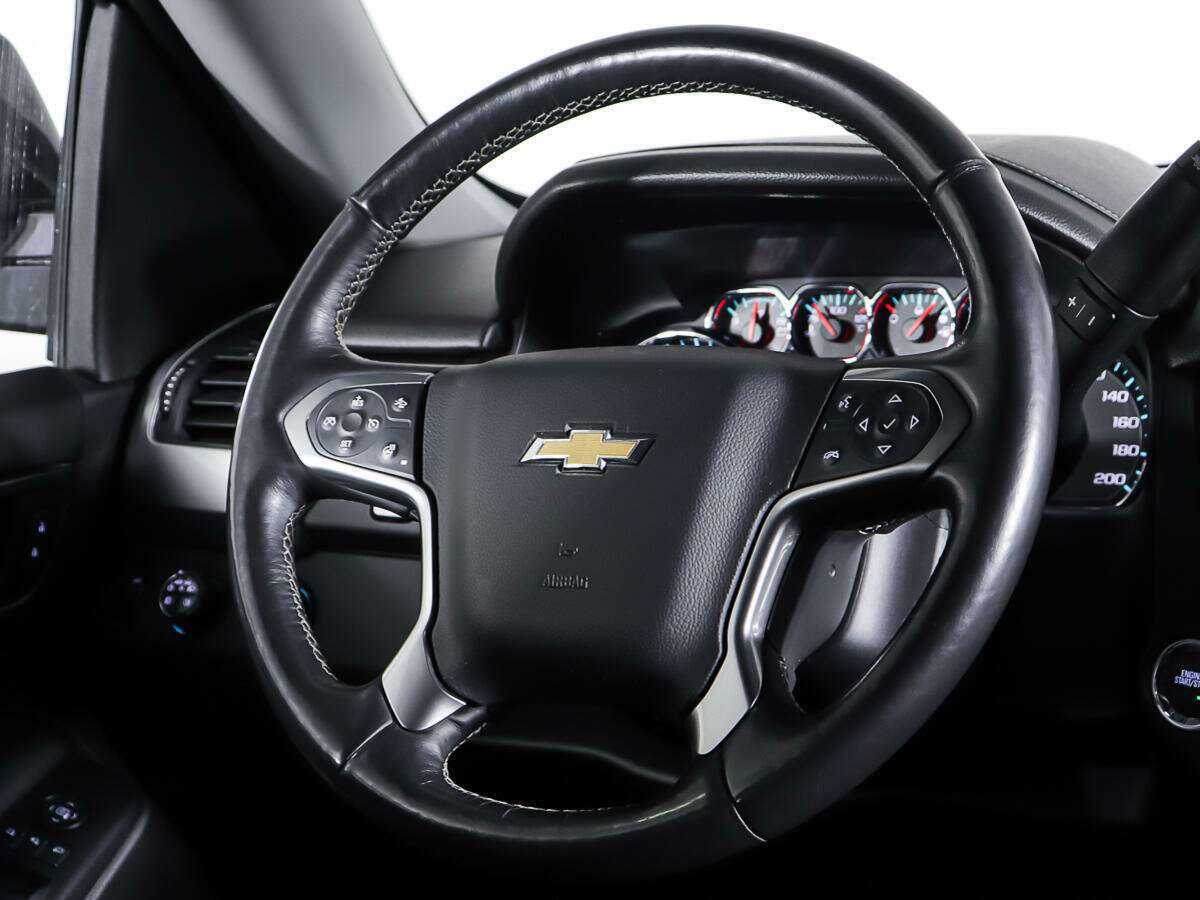 Chevrolet Tahoe с пробегом — 2016 год. Фото: #15