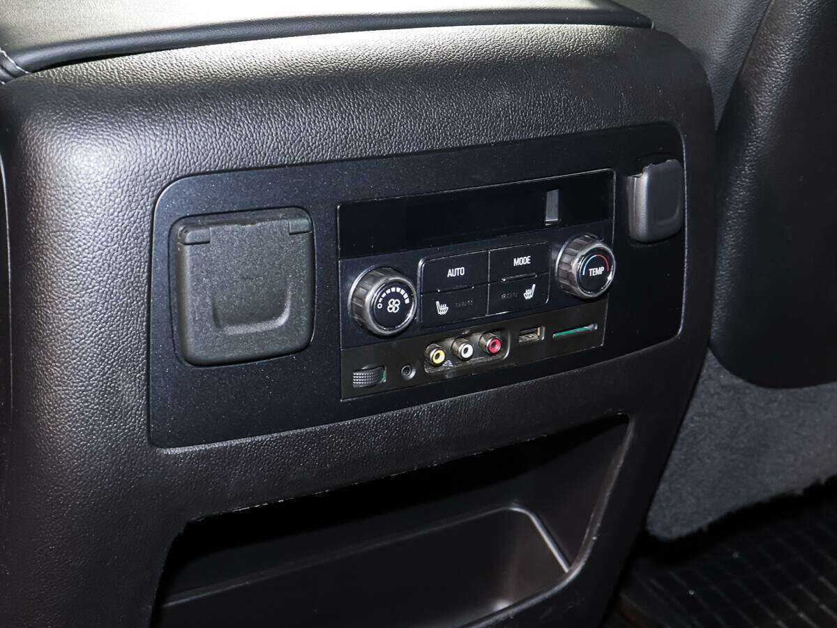 Chevrolet Tahoe с пробегом — 2016 год. Фото: #16