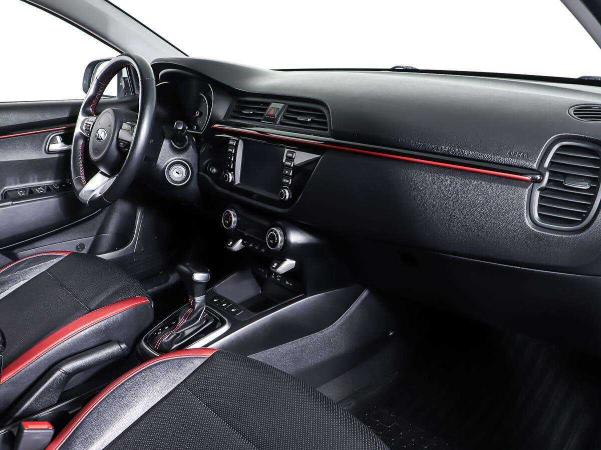 Kia Rio с пробегом — 2019 год. Фото: #8