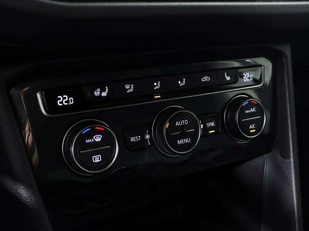 Volkswagen Tiguan с пробегом — 2018 год. Фото: #19