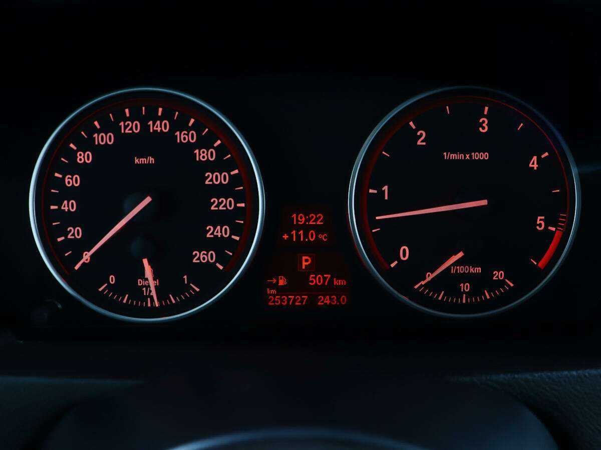 BMW X5 с пробегом — 2010 год. Фото: #13