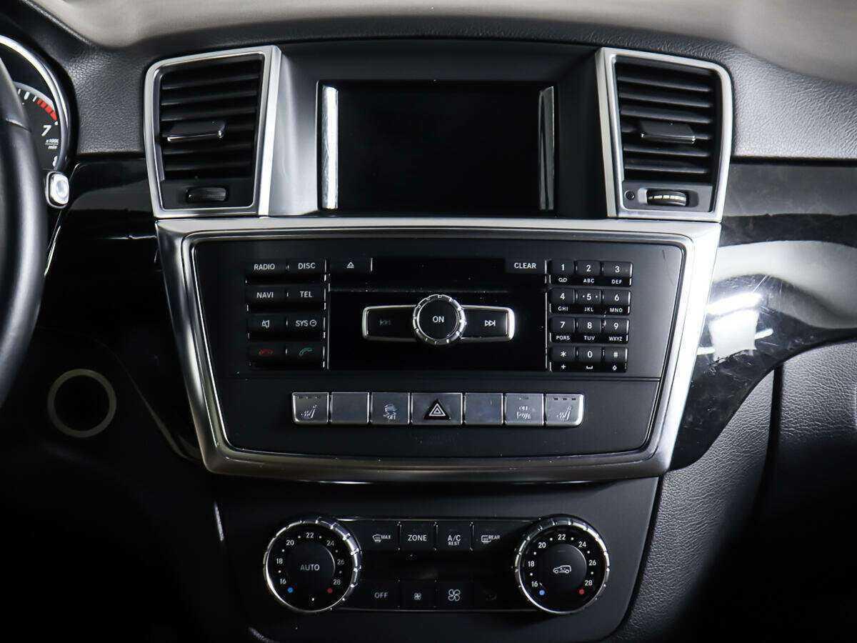 Mercedes-Benz M-Класс с пробегом — 2014 год. Фото: #11