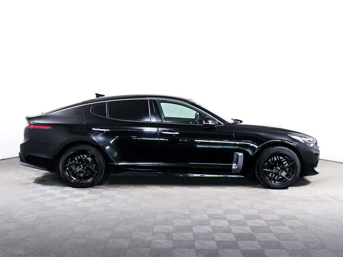 Kia Stinger с пробегом — 2018 год. Фото: #3