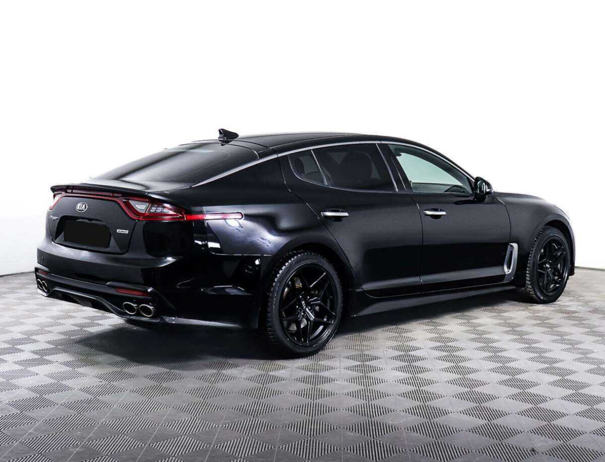 Kia Stinger с пробегом — 2018 год. Фото: #4