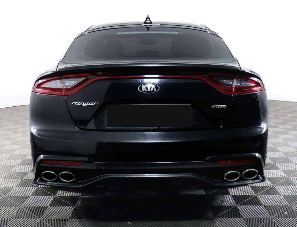 Kia Stinger с пробегом — 2018 год. Фото: #5