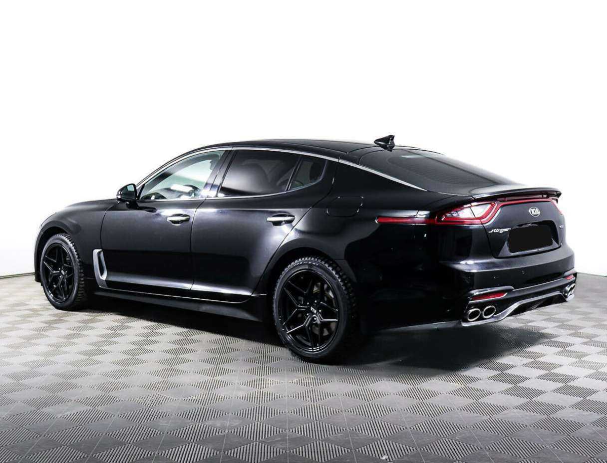 Kia Stinger с пробегом — 2018 год. Фото: #6