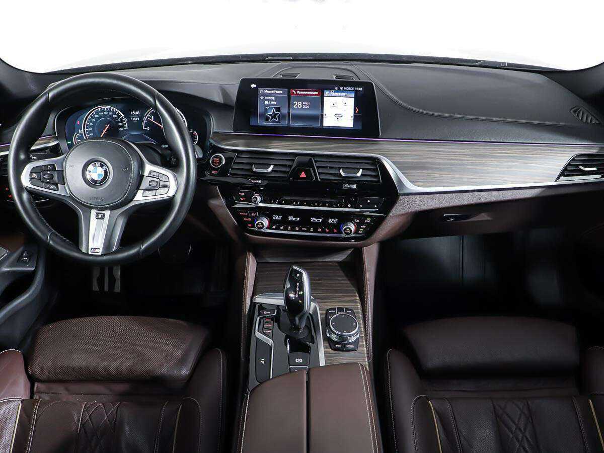 BMW 5 серии с пробегом — 2017 год. Фото: #12