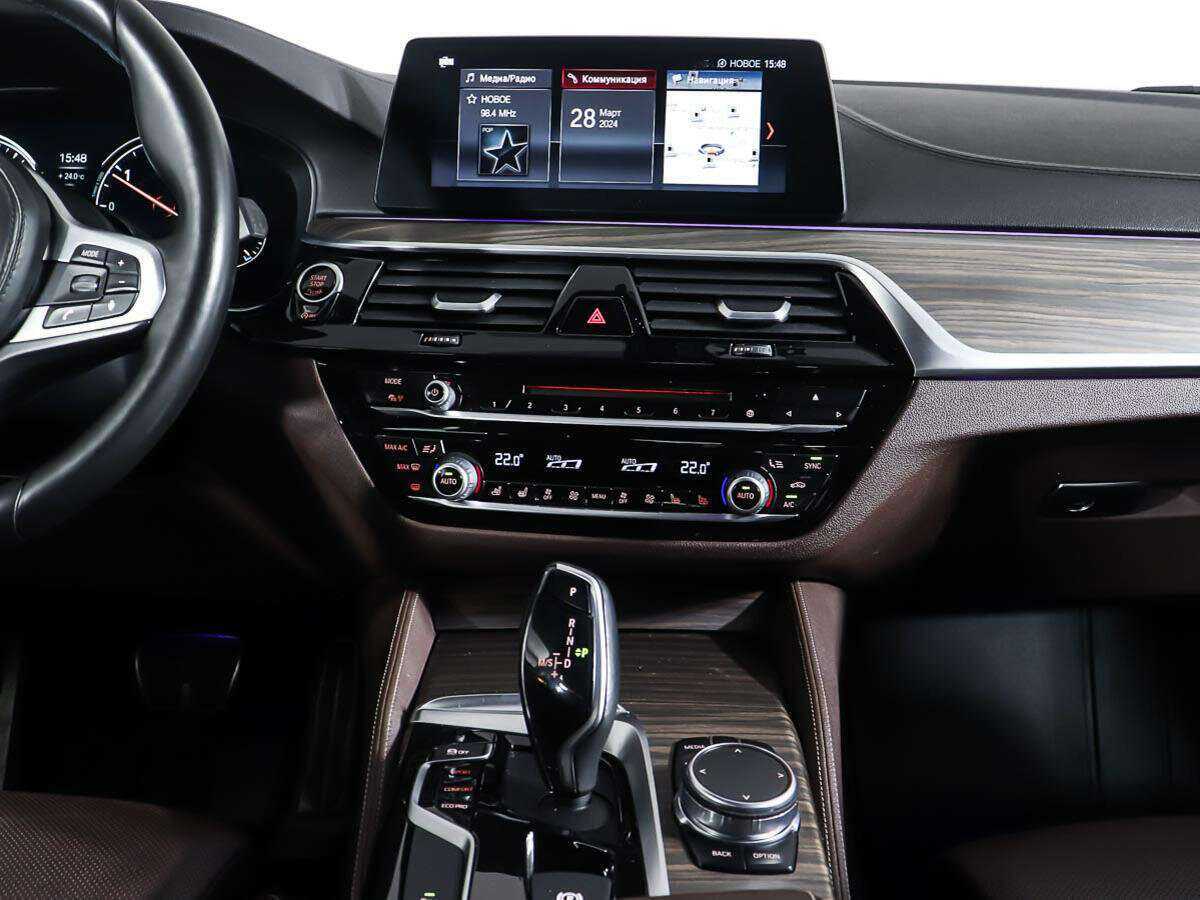 BMW 5 серии с пробегом — 2017 год. Фото: #13