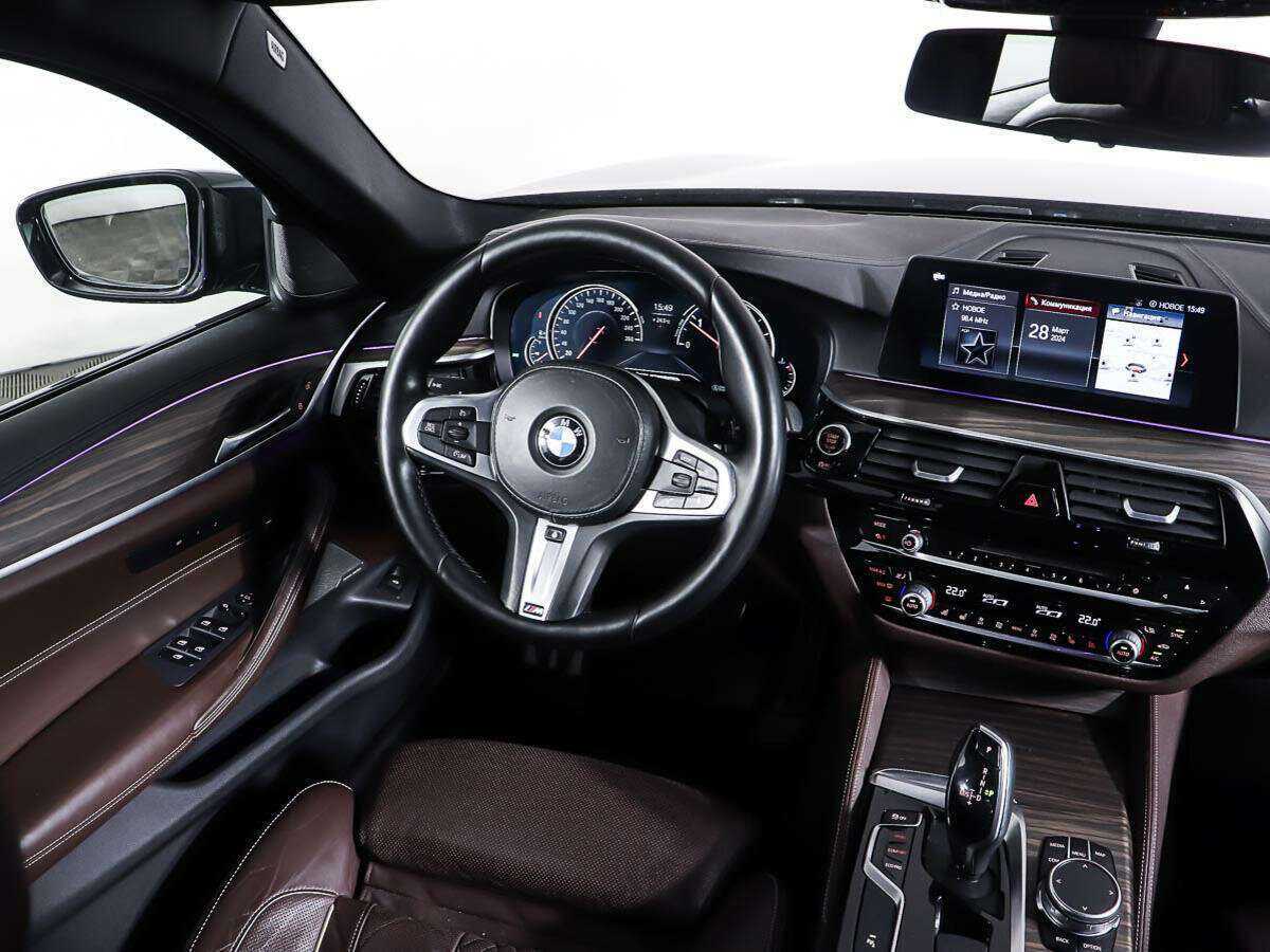 BMW 5 серии с пробегом — 2017 год. Фото: #17