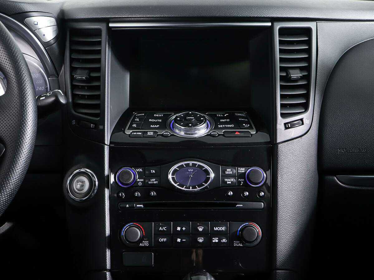 Infiniti FX с пробегом — 2012 год. Фото: #11