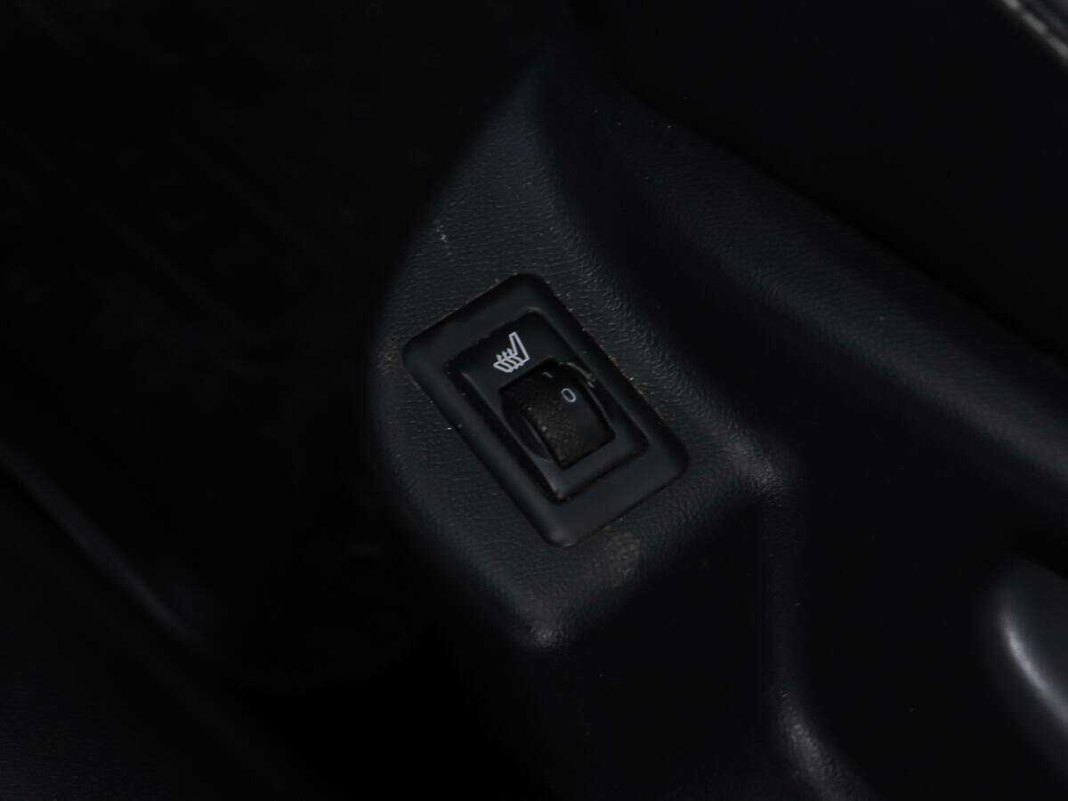 Renault Latitude с пробегом — 2012 год. Фото: #17