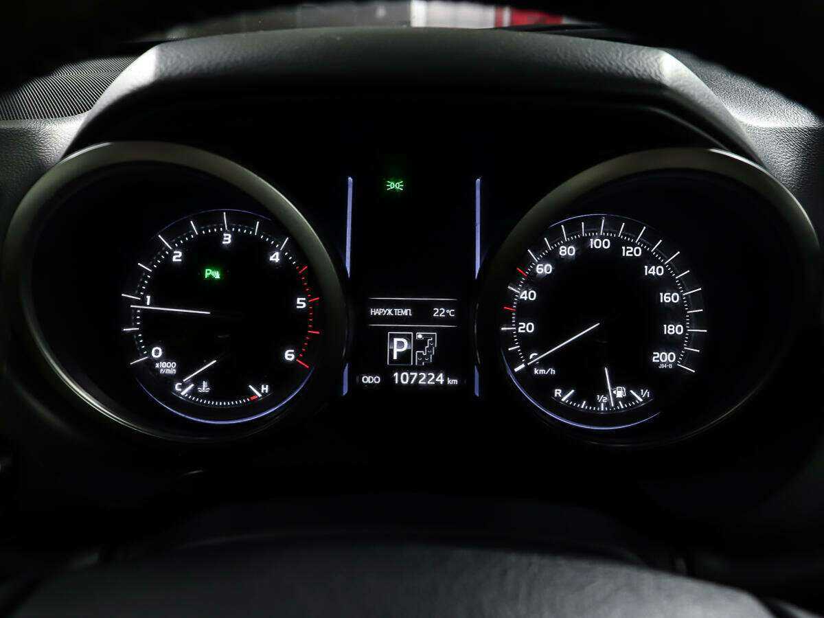 Toyota Land Cruiser Prado с пробегом — 2015 год. Фото: #13