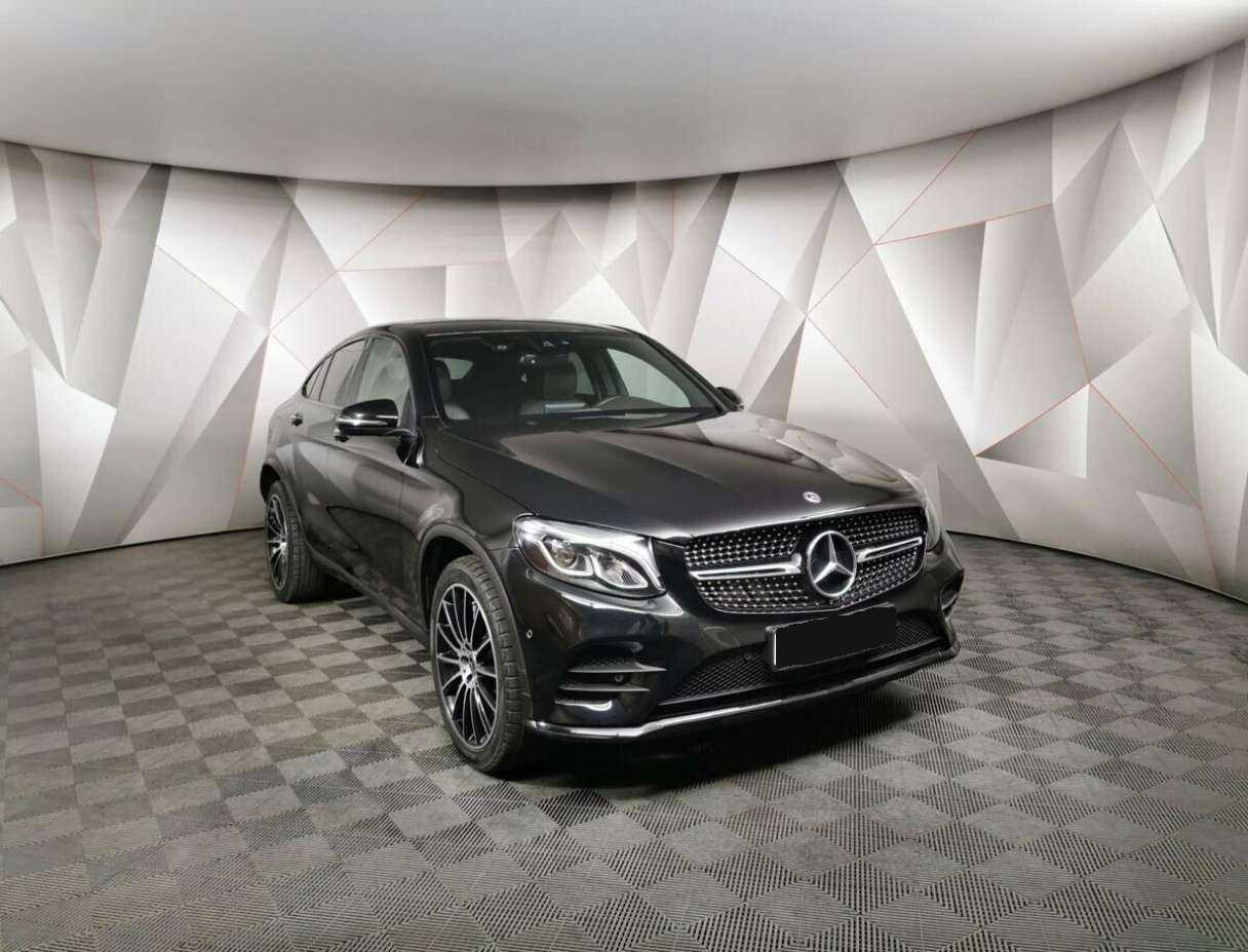 Mercedes-Benz GLC Coupe с пробегом — 2018 год. Фото: #2