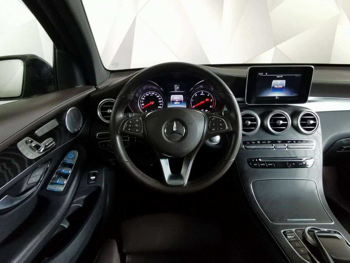Mercedes-Benz GLC Coupe с пробегом — 2018 год. Фото: #13