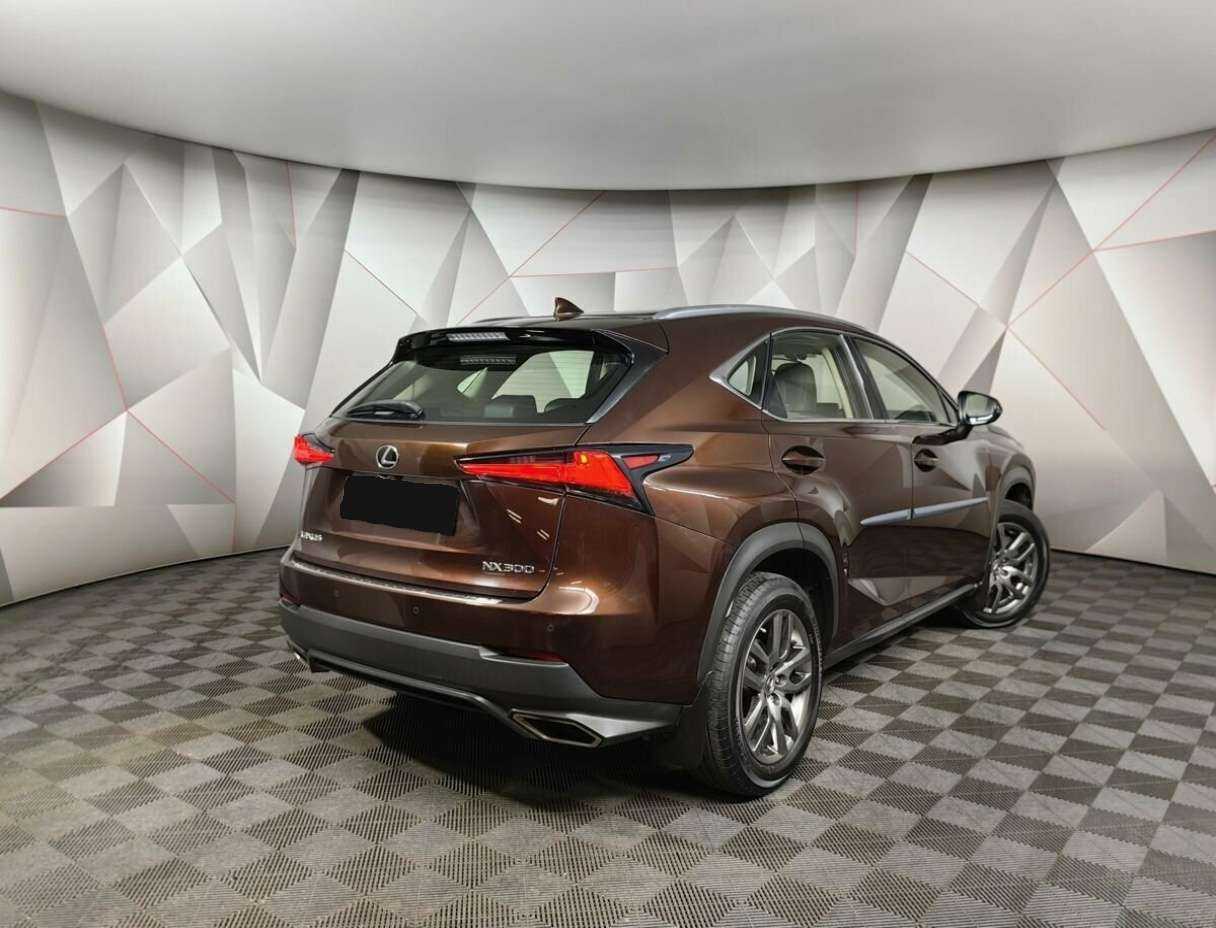 Lexus NX с пробегом — 2019 год. Фото: #1