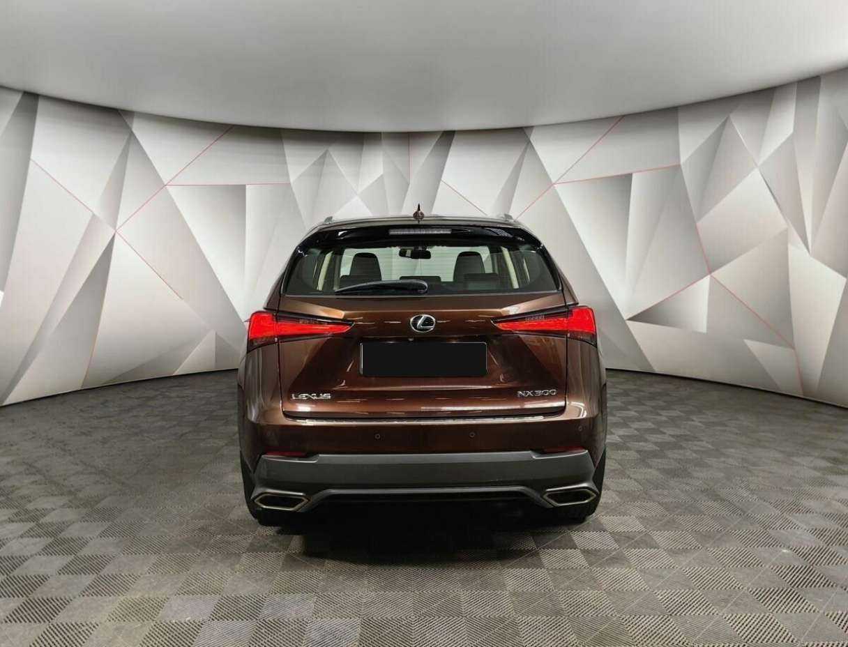 Lexus NX с пробегом — 2019 год. Фото: #7