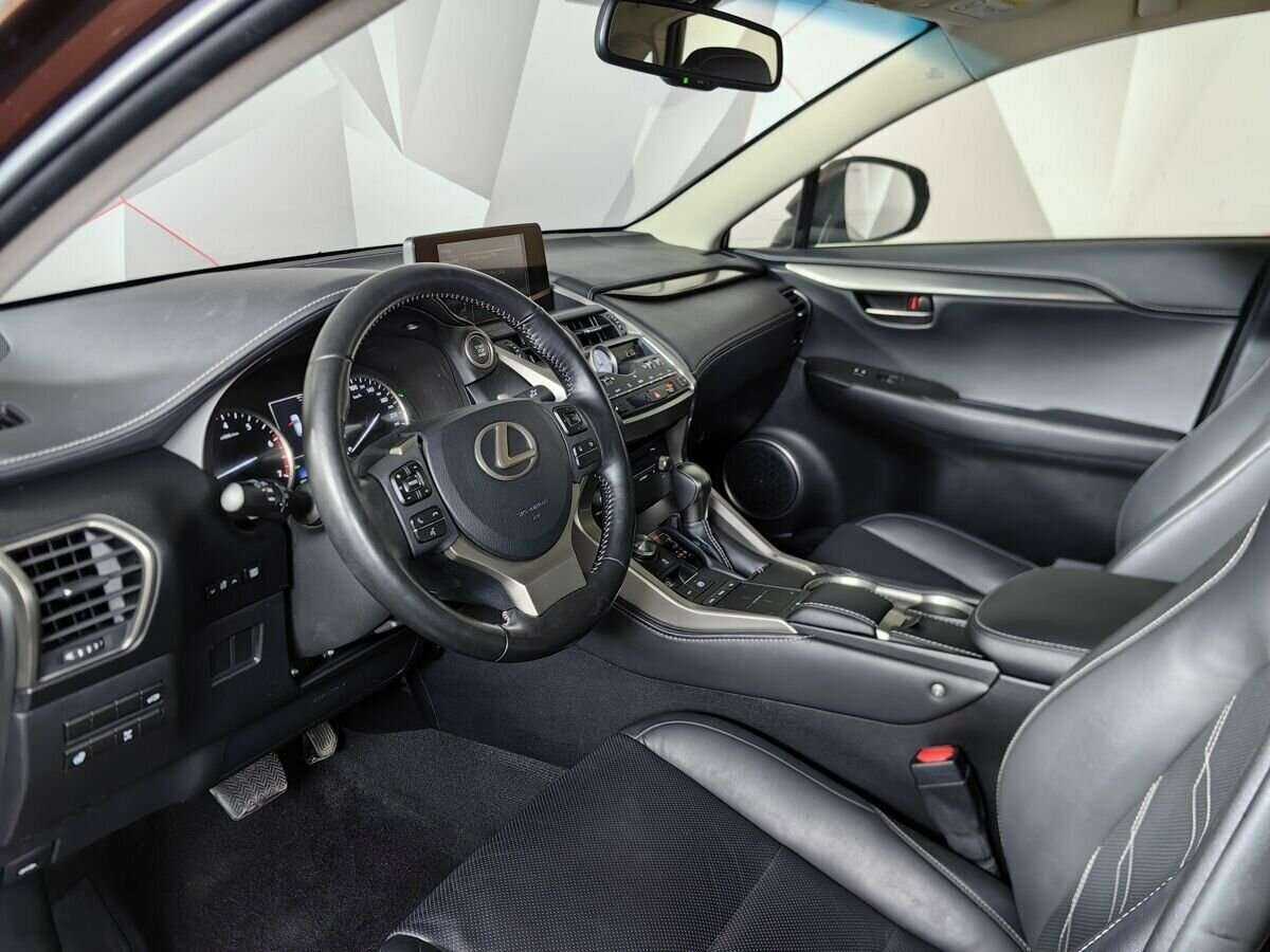 Lexus NX с пробегом — 2019 год. Фото: #13