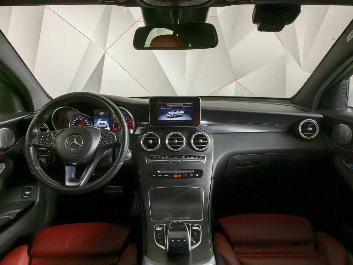 Mercedes-Benz GLC Coupe с пробегом — 2017 год. Фото: #9