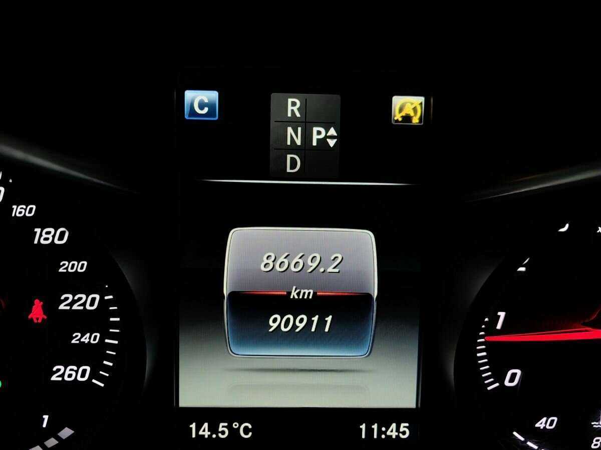 Mercedes-Benz GLC Coupe с пробегом — 2017 год. Фото: #15