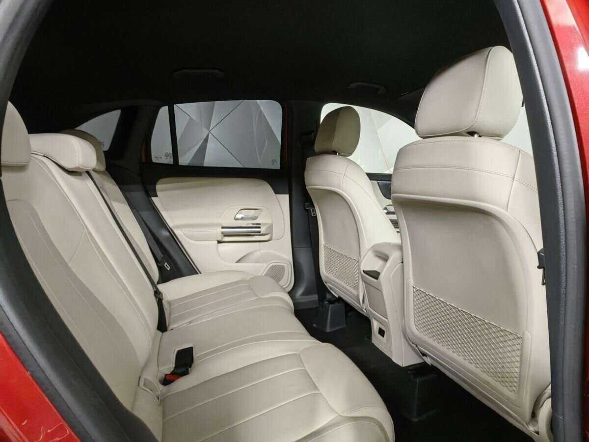 Mercedes-Benz GLA с пробегом — 2020 год. Фото: #10