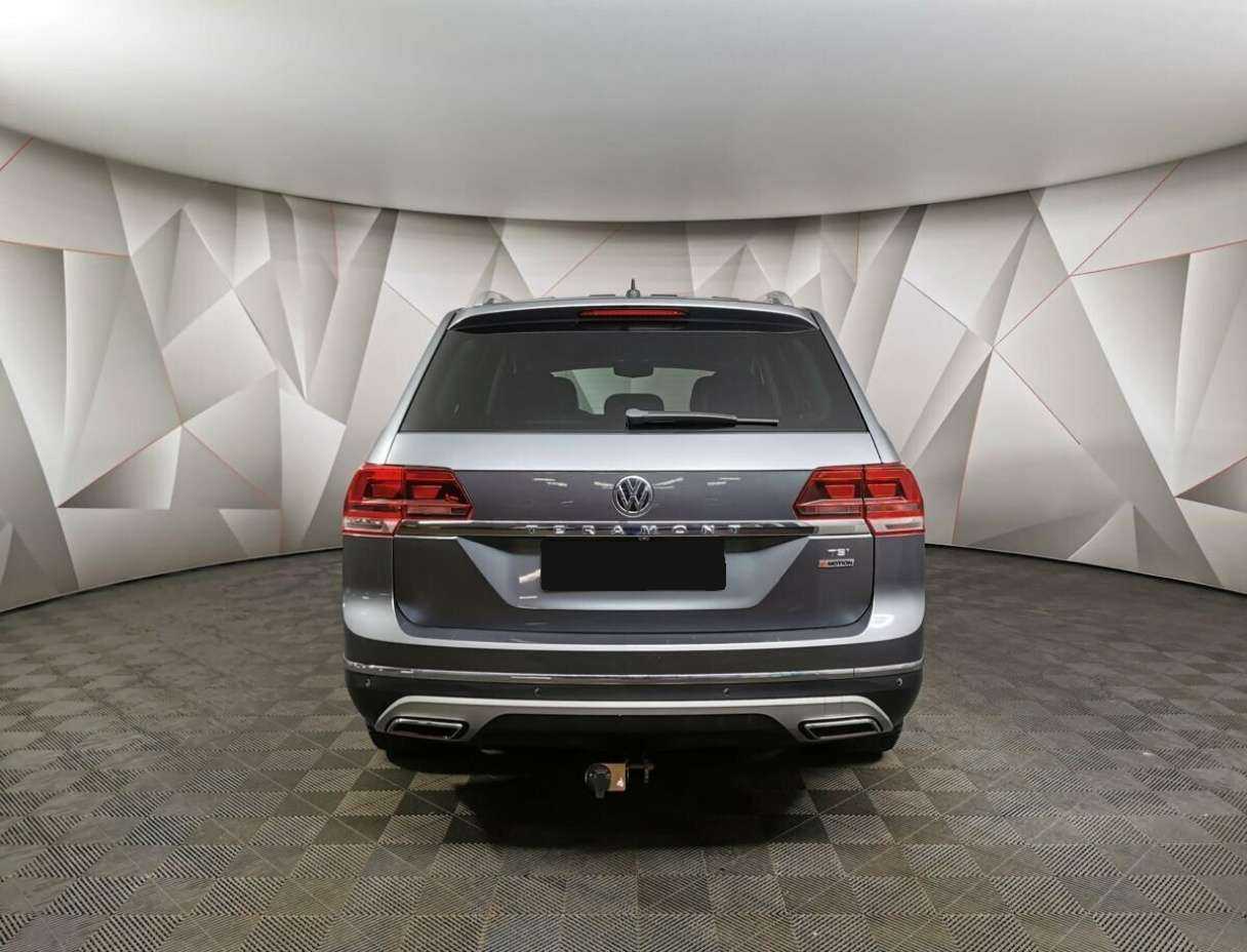 Volkswagen Teramont с пробегом — 2018 год. Фото: #7