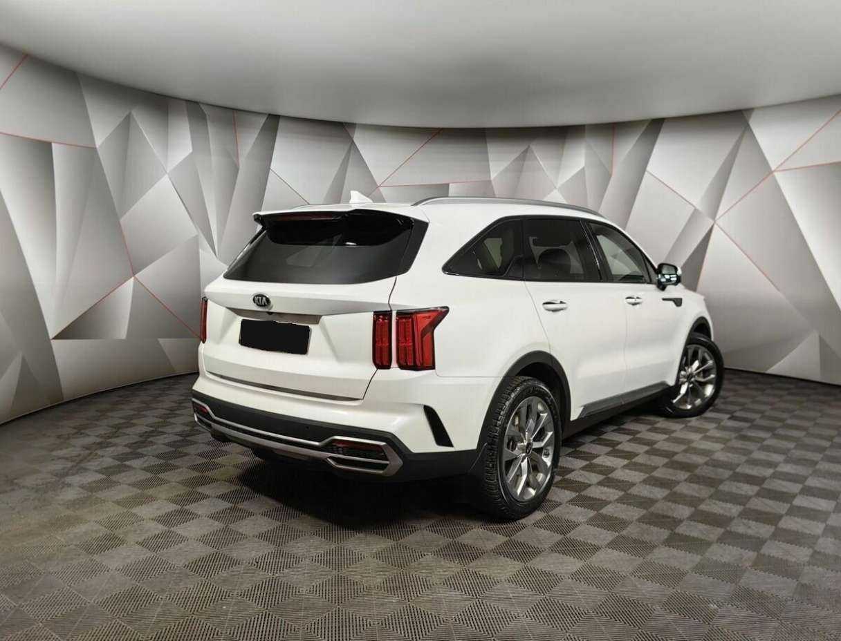 Kia Sorento с пробегом — 2020 год. Фото: #1
