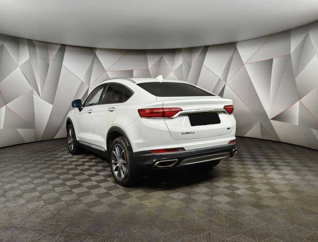 Geely Tugella с пробегом — 2022 год. Фото: #3