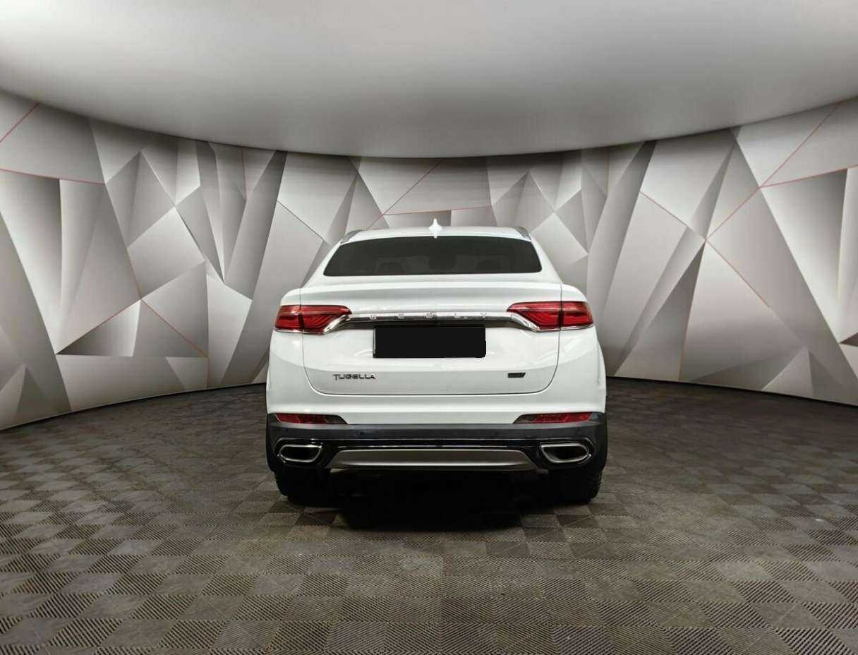 Geely Tugella с пробегом — 2022 год. Фото: #6