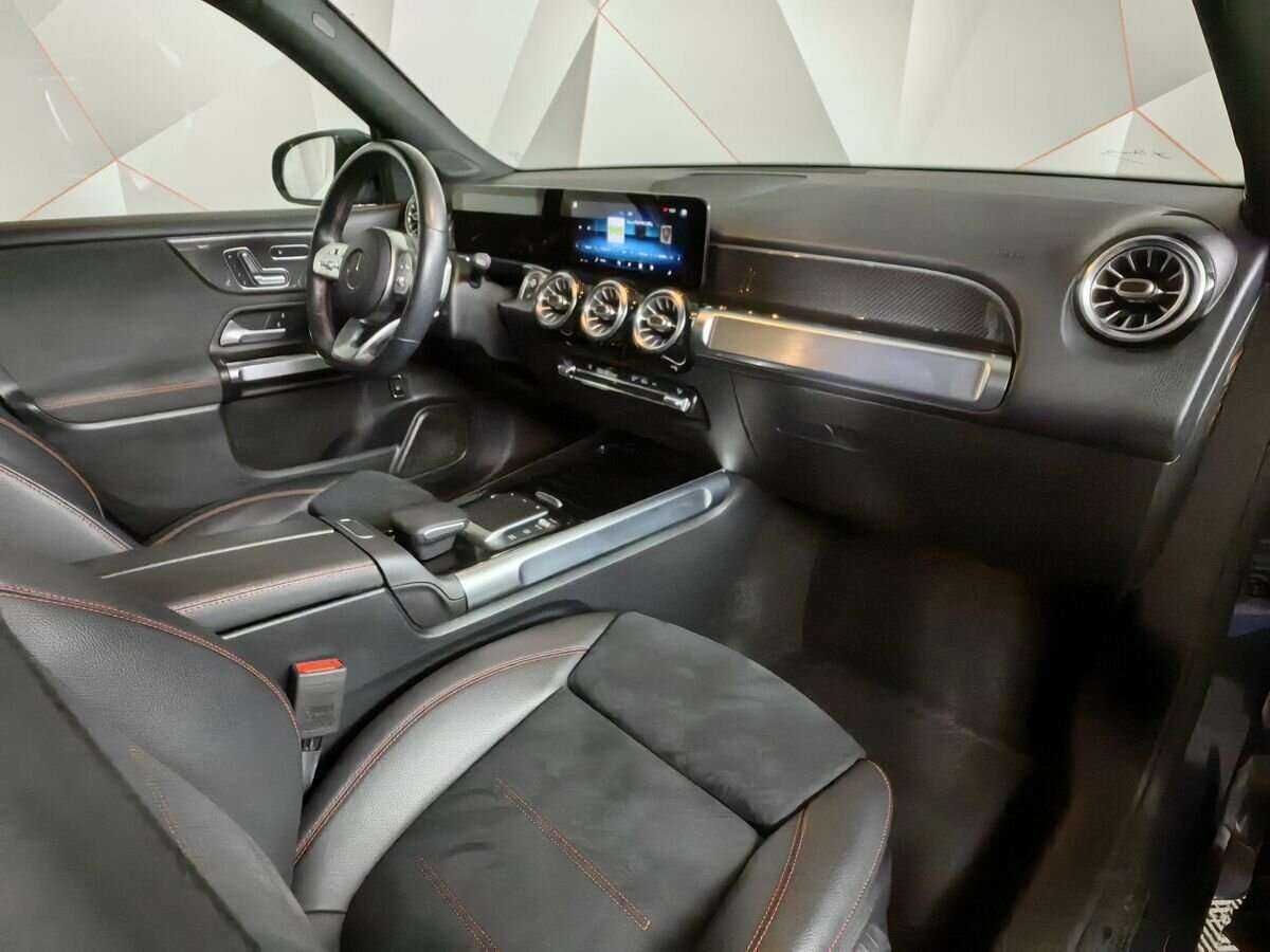 Mercedes-Benz GLB с пробегом — 2020 год. Фото: #8