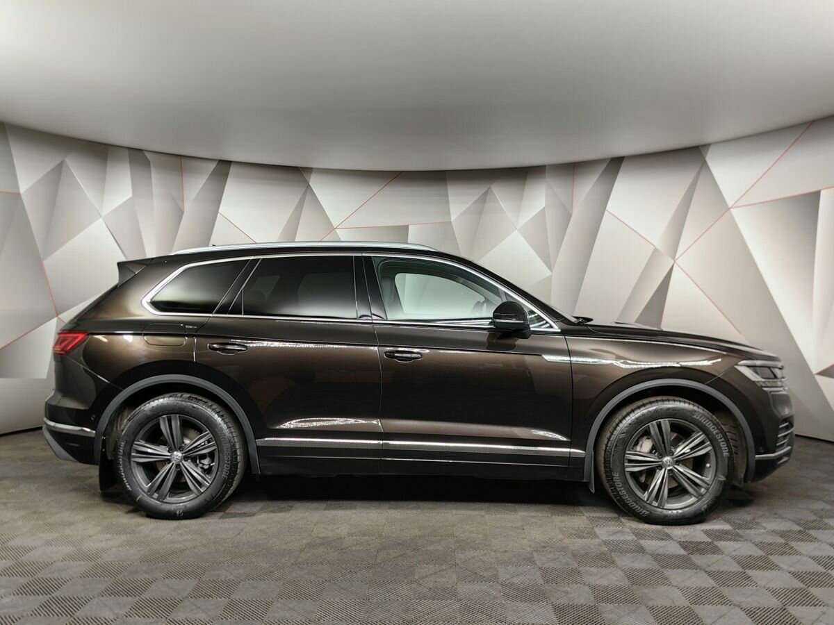 Volkswagen Touareg с пробегом — 2019 год. Фото: #5