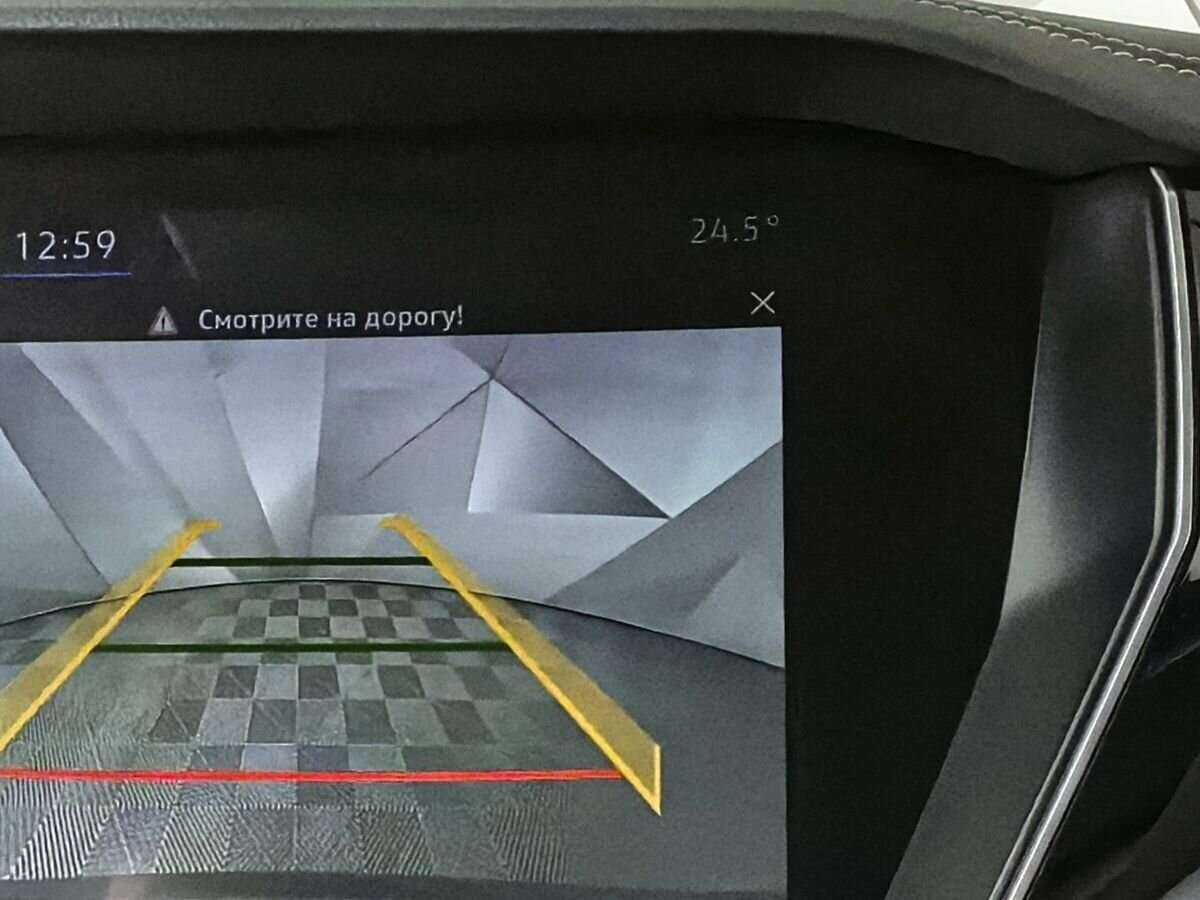 Volkswagen Touareg с пробегом — 2019 год. Фото: #16